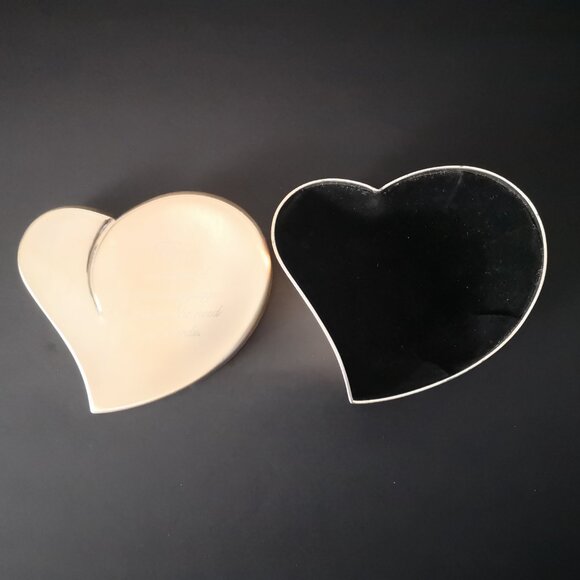 Carleton Cards Rose Gold Tone Leaning Heart Trinket Box w/ Black Velvet Lining - Picture 3 of 5